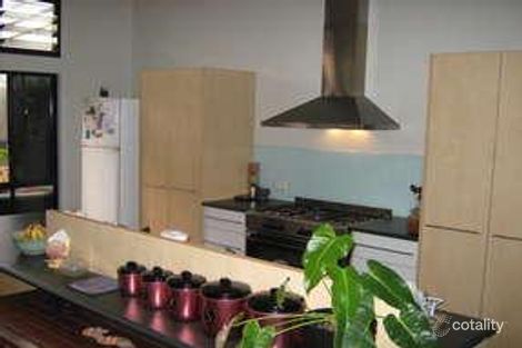Property photo of 30 Kingfisher Crescent Moore Park Beach QLD 4670