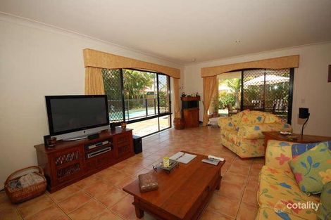 Property photo of 3 Renate Way Benowa QLD 4217