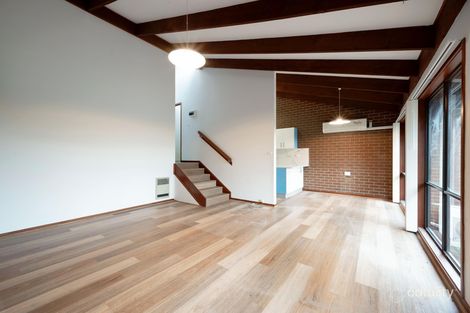 Property photo of 44 Barnet Close Phillip ACT 2606