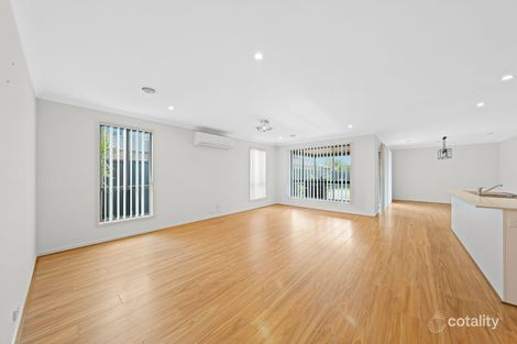 19 Burchill Ave, Cranbourne East, VIC 3977