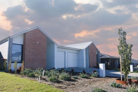 5a/5b Acacia Cct, Parkes, NSW 2870