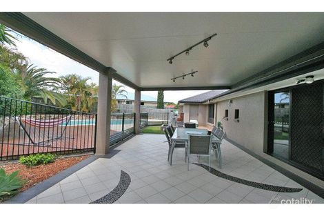 Property photo of 8 Flordabelle Place Heritage Park QLD 4118
