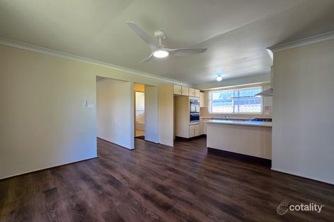 Property photo of 104 Cleopatra Drive Rosemeadow NSW 2560