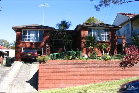 25 Beatus St, Unanderra, NSW 2526