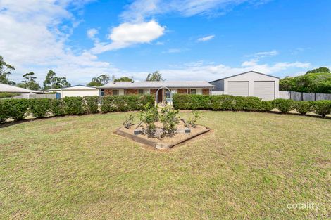 14 Clifford St, Meringandan West, QLD 4352