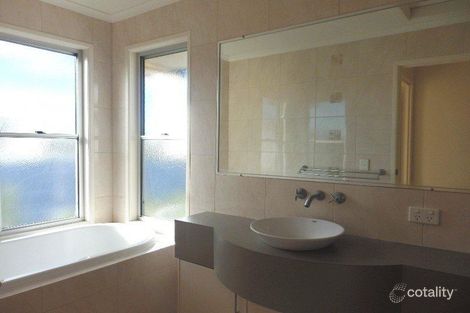 Property photo of 10 Lakedrive Crescent Marcoola QLD 4564