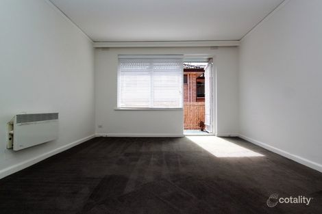 Property photo of 8/174 Barkly Street St Kilda VIC 3182