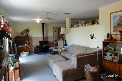 Property photo of 4 Talbots Lane Taradale VIC 3447