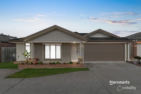 Property photo of 21 Quinella Way Pakenham VIC 3810