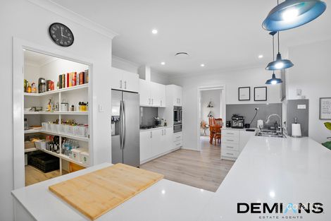 Property photo of 12 Pimelia Court Voyager Point NSW 2172