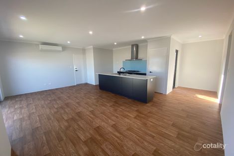 Property photo of 1/1 Aquila Drive Australind WA 6233
