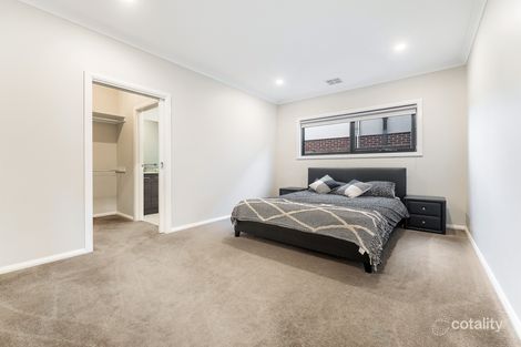 Property photo of 40 Erindale Street Cranbourne West VIC 3977