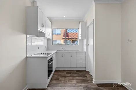 Property photo of 1/181 Findon Road Findon SA 5023