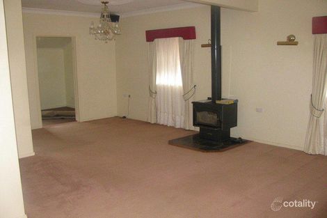 Property photo of 38 South Street Crows Nest QLD 4355