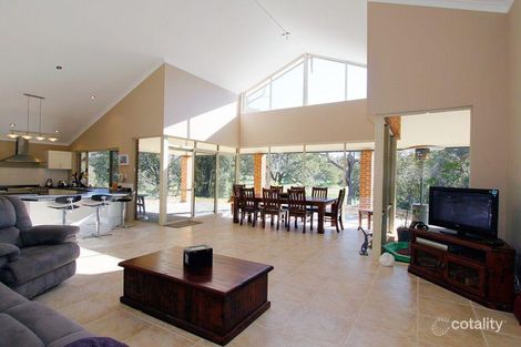 303 Leschenaultia Dr, Chittering, WA 6084