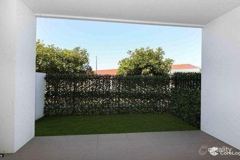 Property photo of 2 Emily Way Varsity Lakes QLD 4227