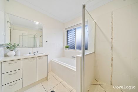 Property photo of 9 Tamsin Court Regents Park QLD 4118