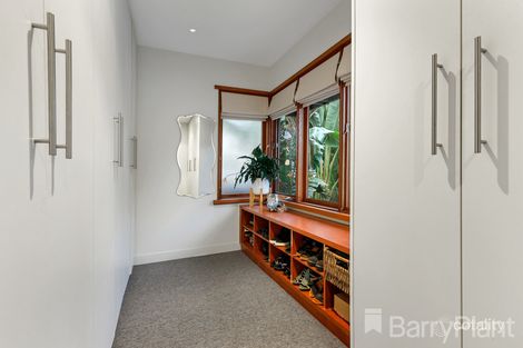 Property photo of 71 Ernest Jones Drive Macleod VIC 3085