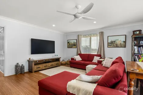 Property photo of 1/72 Old Bar Road Old Bar NSW 2430