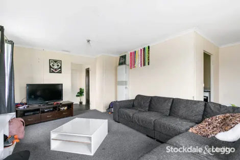 Property photo of 27 Beattie Crescent Morwell VIC 3840