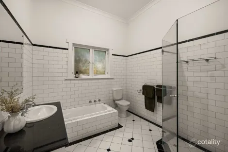 Property photo of 29 Willcox Avenue Prospect SA 5082