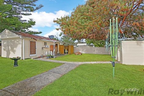 Property photo of 88 Scenic Drive Budgewoi NSW 2262