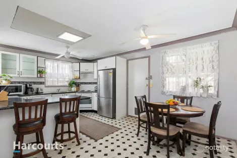 Property photo of 2 Grimmett Court St Clair NSW 2759