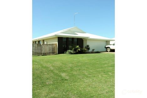 Property photo of 29 Falcon Crest Zilzie QLD 4710