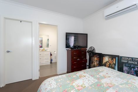 Property photo of 6 Maynard Street Silkstone QLD 4304
