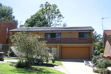 15 Jacaranda Ave, Figtree, NSW 2525