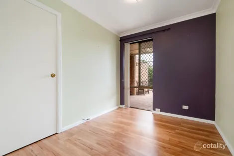 Property photo of 31 Grebe Street Stirling WA 6021