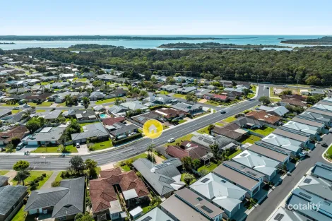 Property photo of 19 The Halyard Yamba NSW 2464