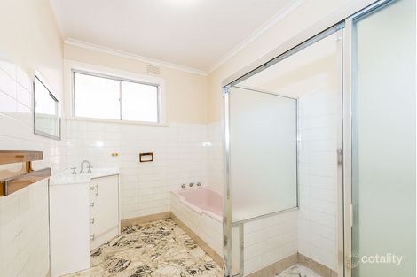 Property photo of 4 Healey Street Moorabbin VIC 3189