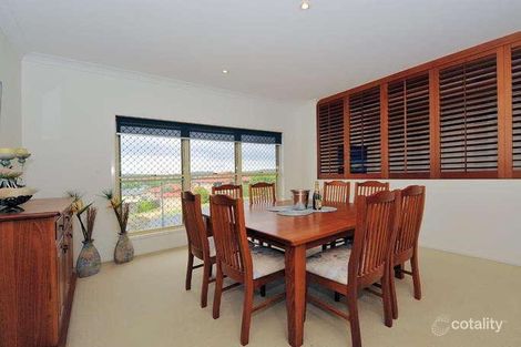 Property photo of 17 Grasmere Place Carindale QLD 4152
