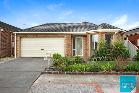 Property photo of 26 Broadhurst Way Caroline Springs VIC 3023