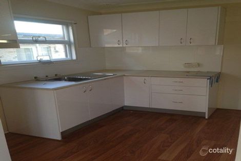 Property photo of 20 Kevin Street Mannering Park NSW 2259