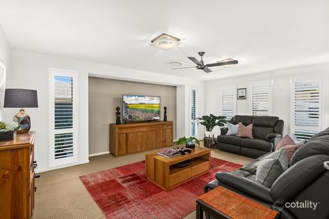 Property photo of 12 Spears Place Horsley NSW 2530