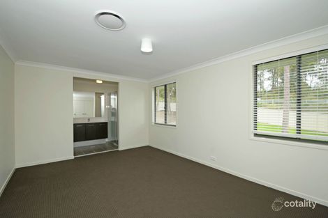 Property photo of 7 Styles Close Fletcher NSW 2287