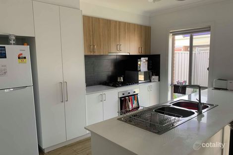 Property photo of 12 Athol Avenue Roxburgh Park VIC 3064