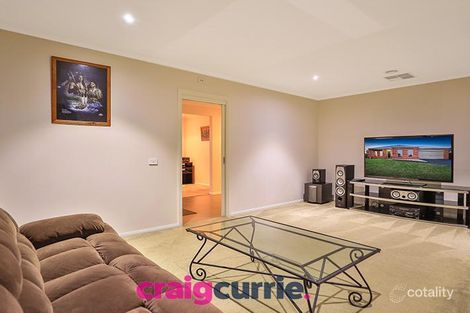 Property photo of 8 Laurina Link Pakenham VIC 3810