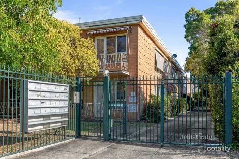 Property photo of 12/5 Gnarwyn Road Carnegie VIC 3163