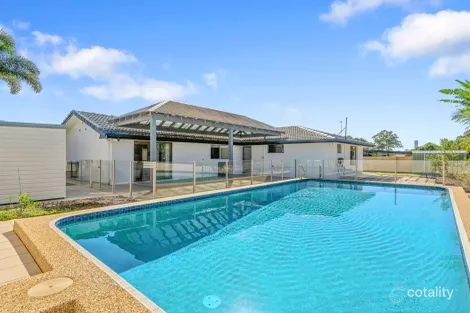 61 Lambros Dr, Benowa, QLD 4217