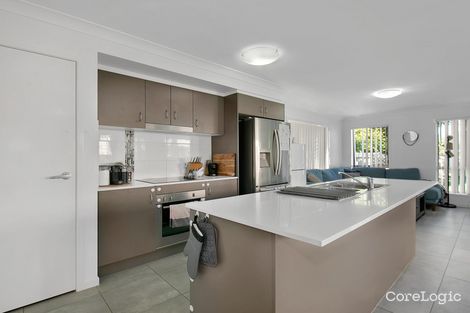 Property photo of 8 Saint Clements Road Oxley QLD 4075