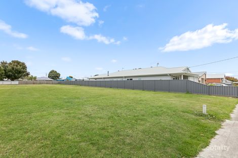 Property photo of 13 Edgar Street Colac VIC 3250