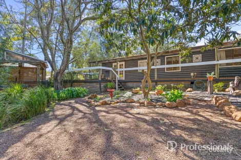 7 Spring Rd, Parkerville, WA 6081