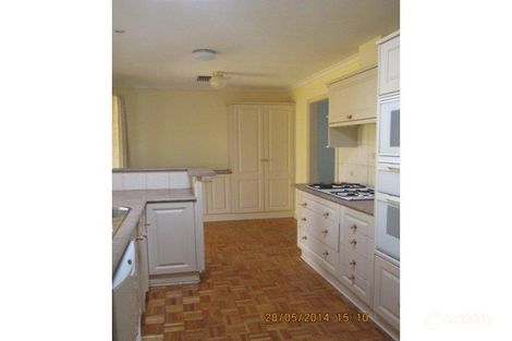 Property photo of 11 Cornwall Drive Gulfview Heights SA 5096