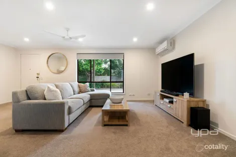 Property photo of 2/34 Weir Street Rye VIC 3941