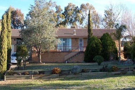 Property photo of 12 Robinson Street Canowindra NSW 2804