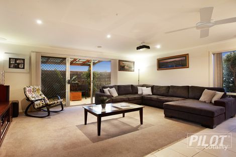 3/11 Raymond St, Somerville, VIC 3912