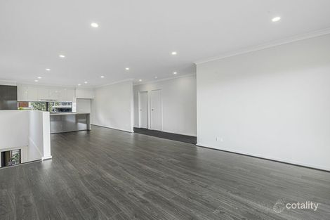 Property photo of 33 Weir Loop Bundoora VIC 3083